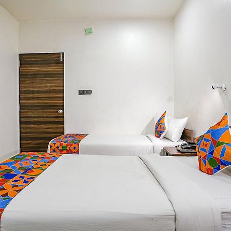 Fabhotel Lotus I Surat Exterior photo